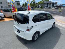 HIDオートライト　電動格納ミラー　左側電動ドア　社外フルセグナビ　ETC　ドラレコ　DVD