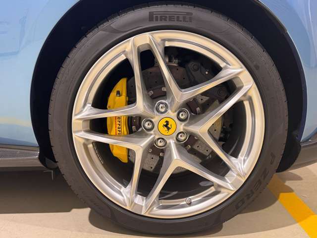 20インチクロームペイントホイール