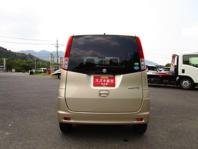 大きなガラスで駐車もしやすいです！