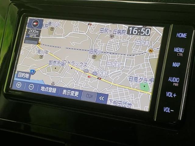 WECARSの店舗にはキッズコーナーがございます！お子様連れのお客様もごゆっくり車選びをお楽しみいただける空間です！