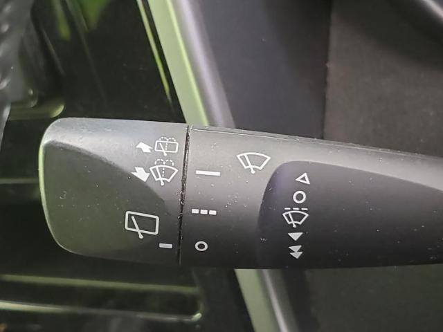 お車に合わせて無料保証以外にも、保証範囲、期間、距離を拡充させた有料保証もご用意しております！中古車の購入が初めてで不安・・・というお客様もご安心ください！
