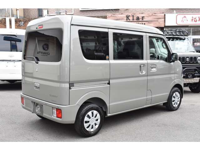 過去製作車両や新車コンプリートの内容は当社HPよりご確認がいただけます！お客様のご要望に合わせた一台を製作しておりますので個性的な車両がご覧いただけます！カスタムの参考にいただければ幸いです！