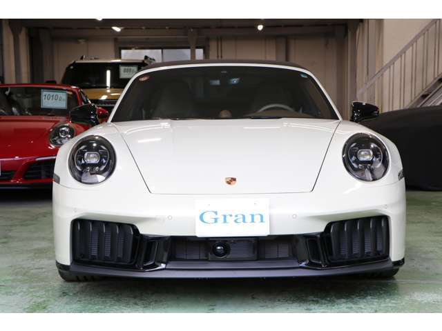 新車時インテリアカラー＆シートOP　クラブレザーインテリア（トリュフブラウン）　シートベンチレーション（フロント）　BOSEサラウンドサウンド