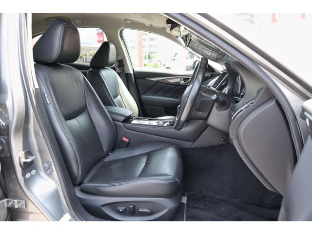 一見の価値ありの車両です！是非お客様の目でご確認をお願いいたします！お電話でのお問い合わせも大歓迎です。お支払い相談もお気軽に！【無料通話：0078-6002-828679】