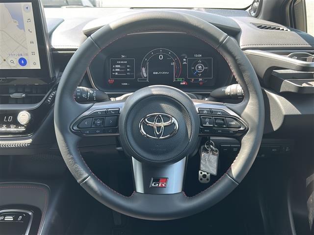 気になる車はすぐにお問い合わせください！画面右側の0066から始まる無料ダイヤルからお問い合わせ下さい！専門スタッフがお車のご質問にお答えいたします！