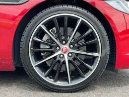 ★前225/40R19・後255/35R19★前5ミリ・後5ミリ山と十分ございます。