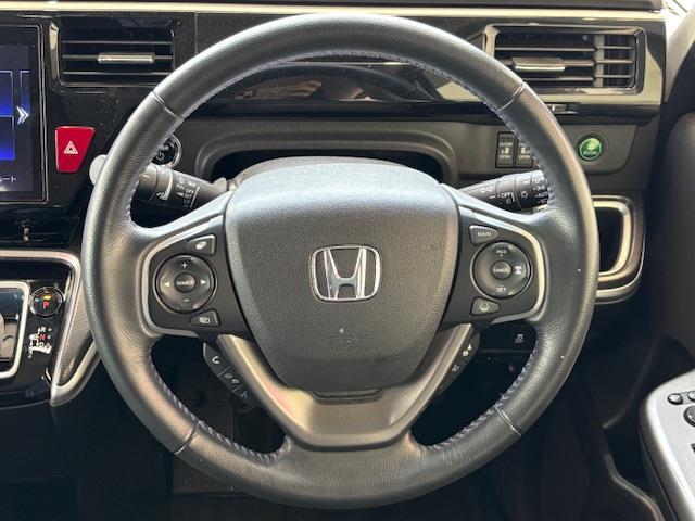安心の認証整備工場できちっと整備いたします！お車の品質にこだわり、点検作業を実施！お客様に自信を持ってご納車いたします！