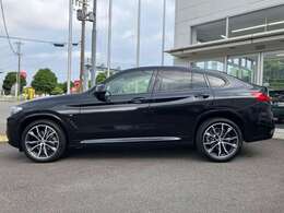 安心と信頼の納車前点検をShizuokaBMWでは全車で実施致しております。納車前100項目点検または、法定12ヶ月点検を全車で実施しております。点検・整備費用はもちろん、車両本体価格に含まれております。