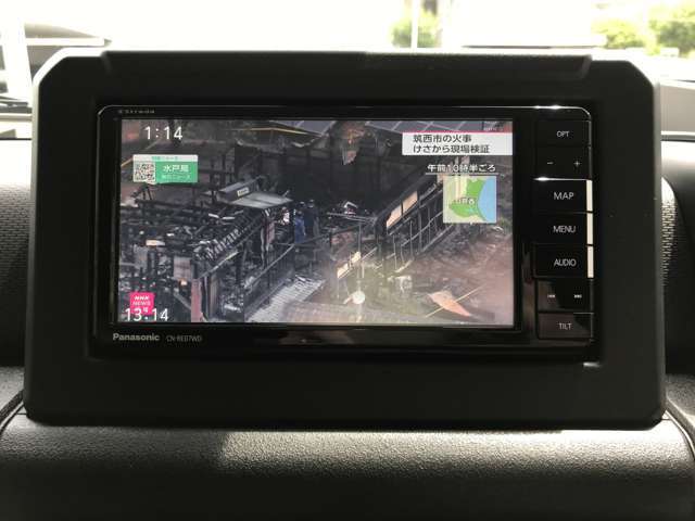 ストラーダ7インチ　フルセグTVナビ付です