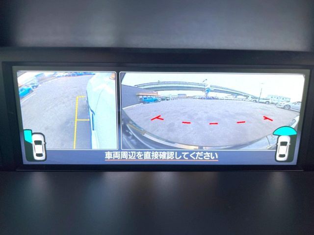 【フロント＆サイドカメラ】ドライバーから見にくい死角部分を映像で確認できる前方と左側面にカメラを装着。見通しがきかない場所や住宅密集地などを運転することが多い人におすすめの安心装備です。