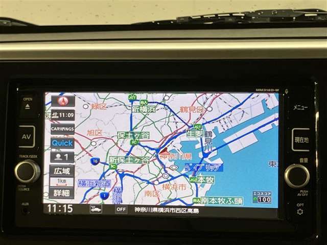 いまや必須装備「ナビゲーション」搭載！知らない場所に、スイスイッとドライブ。なんて便利な機能でしょうか？もう、これなしではハンドルを握れませんね！でも、運転中の操作は危険ですのでご注意ですね♪