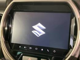 【大画面ナビ】人気の大型9インチナビを装備。存在感のある大画面はインパクト大！ナビ利用時のマップ表示は見やすく、テレビやDVDは臨場感がアップ！いつものドライブがグッと楽しくなります♪