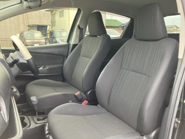 WECARSでは各商談席に大型モニターをご用意しております！見やすい大画面でゆったりと全国の在庫をご覧いただけます！是非ご来店お待ちしております！