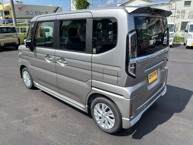 人気の登録済・届出済未使用車やおすすめ中古車を展示中！！各社メーカーの人気の軽自動車・小型車・普通車・大型車まで高須自動車にお任せ下さい！！日々新しい展示車両が続々入荷中です！！