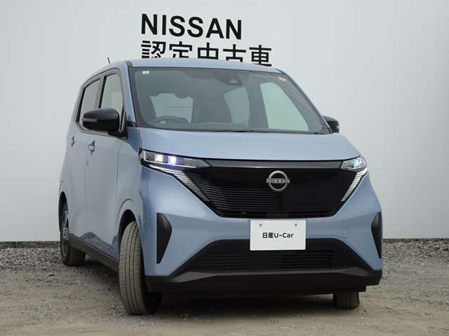 LEDヘッドライトです。ハイビームアシスト・ヘッドランプをハイビームにして走行中、前方の対向車や先行車がいたり、明るい場所を走行すると自動でロービームになります。