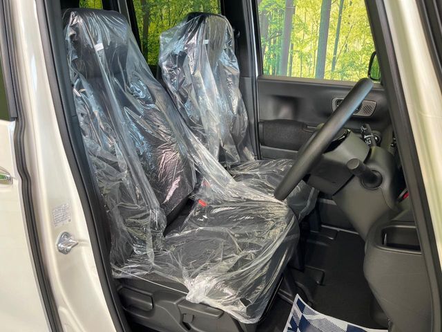 もちろん車内はキレイです♪よりクリーンな状態をキープしたいお客様には『ナノゾーンコート』がおすすめ！新型コロナウイルス対策や、除菌・消臭に効果を発揮し多くの方にご好評いただいております。