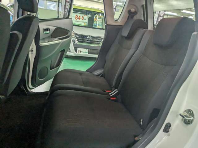 軽自動車はランニングコスト（維持費）が安く大変乗りやすくなっております。