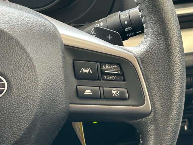 レーダークルーズコントロールで走行をもっと快適に！車線を逸脱すると自動で調整もしてくれます！