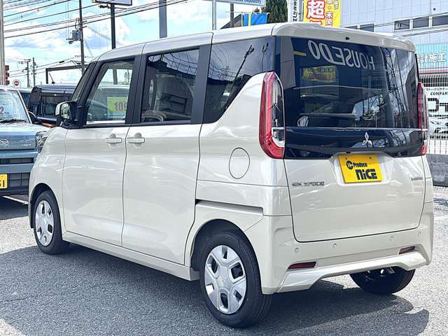 人気の軽自動車を多数展示しております！ローンは最長120回まで！頭金0<span class=