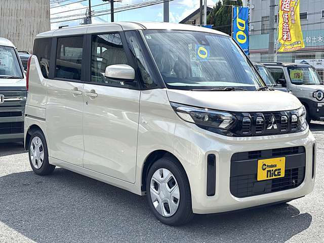 多種多様の軽自動車が勢揃い！80台展示しておりますのでお得なオススメのお車をご紹介させて頂きます♪