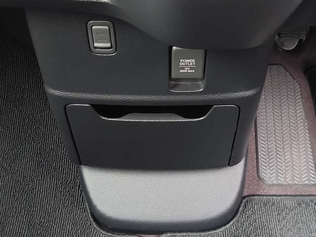 【ガリバー八王子みなみ野店】関東/東京/埼玉/千葉/神奈川/茨城/栃木/群馬/山梨/相模原/日野/多摩/町田/昭島/福生/あきる野/青梅/羽村/立川/国立府中/愛川/厚木/座間/23区/都内/遠方販売/全国陸送/試乗も可能です！