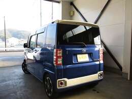 社外バックカメラ＆ドアバイザー♪