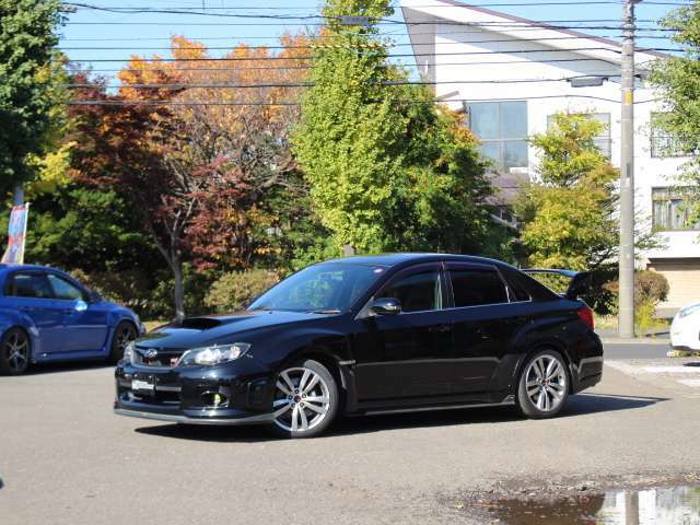 ★全国どこへでも納車いたします★北海道から沖縄まで販売実積がありますので、ご購入までのご説明、お手続などもスムーズです。遠方からのお問合せ大歓迎ですので、お気軽にお問合せください♪0118266840