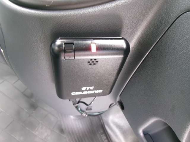 ETC！　高速道路の料金所をETCでスーイスイ。