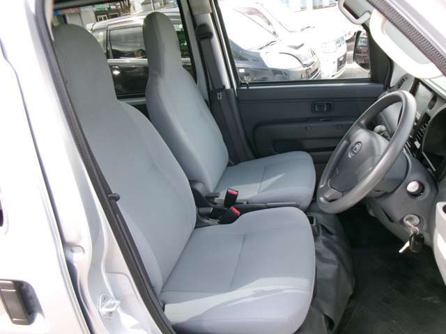 安心してお乗り頂くためのイーパーツプラスプランは如何ですか？消耗部品4点を新品に交換して納車します。イチカワ安心セット　☆イーParts！