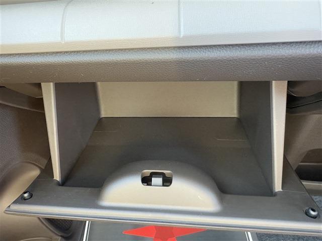 ★自動車保険もお任せ★　保険の専門店【保険のはなこ】には専門の知識を持ったスタッフとあいおいニッセイ同和損保・東京海上日動保険・損害保険ジャパンの3社取り扱いで任意保険もお気軽にご相談ください！！