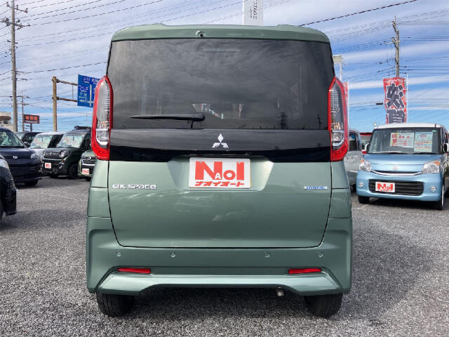 お支払総額には法定12ヶ月点検費用が含まれています。当社の自社工場で車検から一般整備まで全て可能です。安心安全なカーライフをお約束致します！