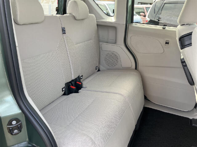 ナオイオートでは自動車保険（あいおいニッセイ同和、損保ジャパンなど）も取り扱っております。当社は自社鈑金工場を併設しております。自動車保険も含めてお客様のカーライフをサポートさせて頂きます！