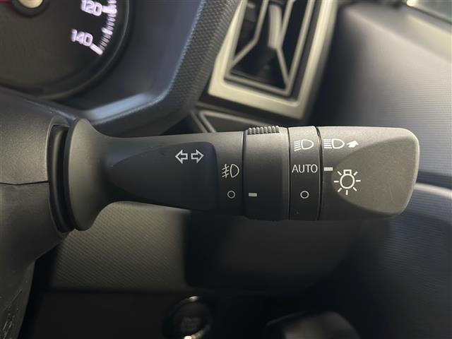 【運転席操作部】快適なドライブを楽しむための機能が装備されています！運転席から触れるので、使いやすいです！除菌プランいれていただくと、さらに清潔で安心していただけます！
