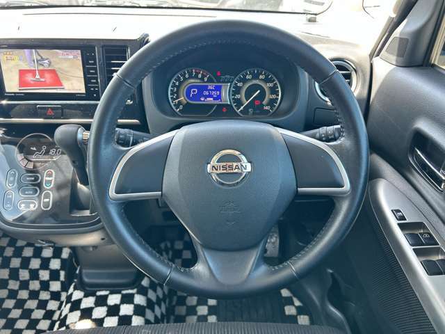自社整備工場完備！　納車後のアフターフォローも安心してお任せください！