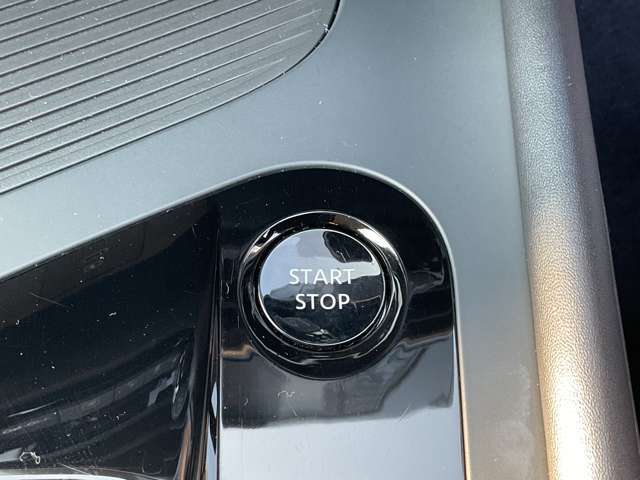 プッシュスターター式ですので、始動もラクラクですよ。