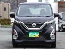 毎日全国の仕入れ先から厳選した車を仕入れしております！プロの査定士の検査を受けた車を仕入れ、入庫後も社員が1台1台を走行チェックや状態確認・装備確認などを入念に行います。