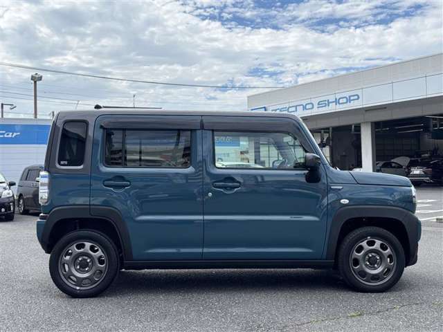 当社の展示車はキレイで清潔感あふれる「まるごとクリーニング」、車の状態が一目でわかる「車両検査証明書」、買ってからも安心「ロングラン保証」という3つの安心をセットにしたものです。