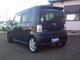 当店の在庫車両は大きく目立つ傷や凹み等は極力修理して綺麗に仕上げてから展示しております。