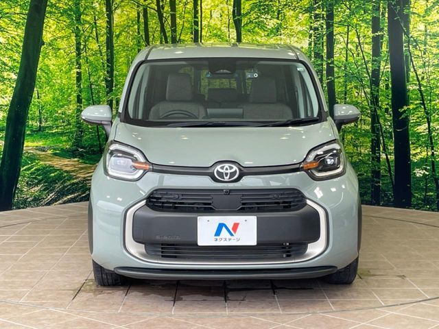 弊社では、全車『修復歴なし』のお車のみ取り扱っております。専任バイヤーによる厳選した仕入れの後、入庫後の車両チェックを行い、ネクステージが認定した高品質な中古車をご提供しております。