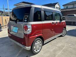 かわいいカラーリングで女性から男性まで人気のカラーです。