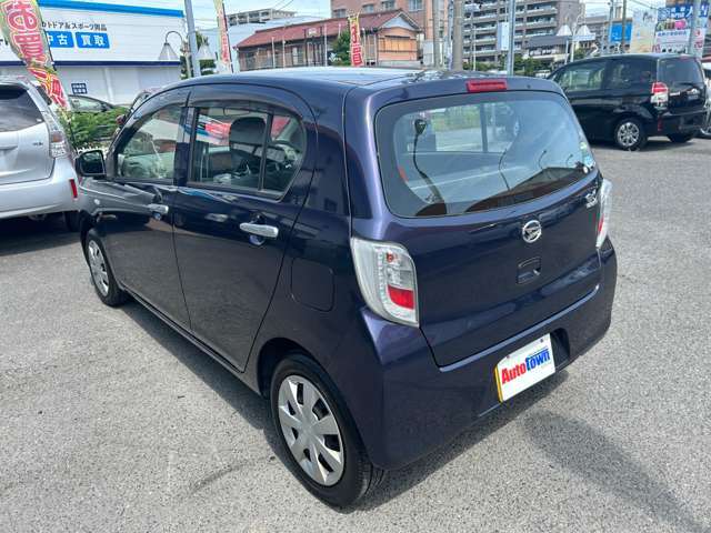 オートタウンでは無料の保証を強化！納車後1ヵ月間走行距離無制限保証です。また別途有料になりますが、2年間の走行無制限保証もご準備しております。お客様のライフスタイルに合わせてお選びいただけます。