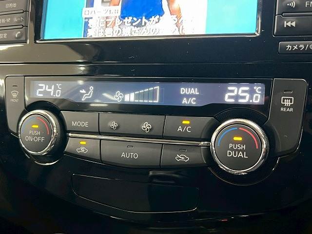 【オートエアコン】車内温度をセンサーが感知してご希望の車内温度になるよう、風量も自動で調整してくれます☆