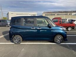 静岡ダイハツの中古車は、展示前に徹底した洗車や室内清掃を実施しております。