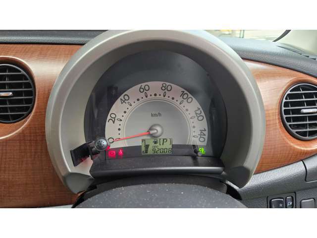 ダイハツ・ミラジーノが入荷しました。街乗りにどうぞ。ご来店お待ちしております(^^)/