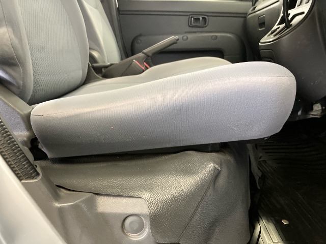 ★専門スタッフが真心込めて内外装の隅々まで徹底的にクリーニングを実地★もちろん除菌抗菌しております！！ ☆キレイな状態でご納車させていただきます☆