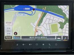 全方位モニター付9インチナビ。ナビ機能はもちろんスズキコネクトとの連携でドライブの安心感を高めます。スマートフォンとの連携も可能・Apple CarPlay・Android Auto