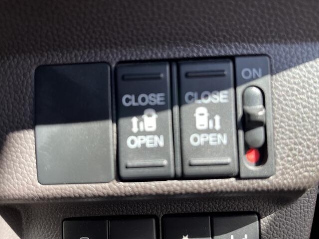 保証付きメンテナンスパックは選べる2年と4年！お客様のカーライフに合わせご提案させて頂きます。遠方のお客様などメンテナンスパック無しでもご購入は可能です。