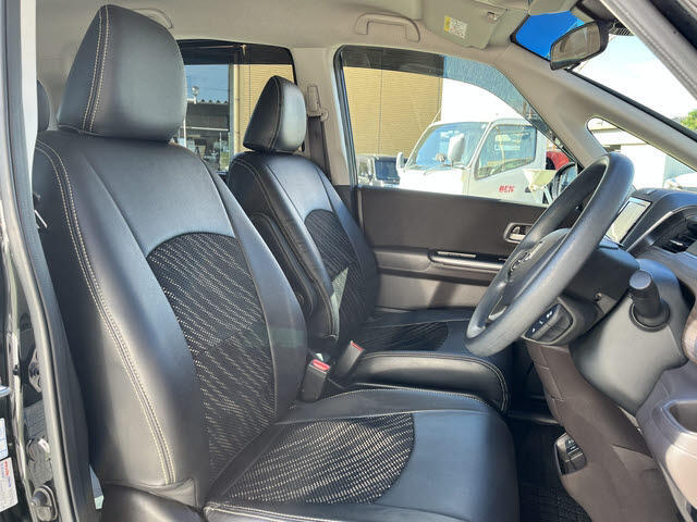 当店はサービス工場併設です！！資格をもった優秀なメカニックが真心込めて整備致します！！安心してカーライフをお楽しみください！！車検も安心・安いのBCNいわきにお任せください！！