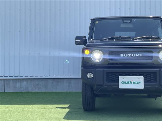 【トランク】積み込みやすくて、たっぷり積める荷室です。シートアレンジできるものは、乗車人数と荷物の量や大きさによってシートを動かすことができるので、より快適なドライブが可能です！