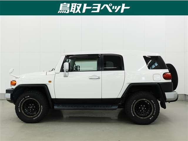 中古車は全く同じというものがなく、1台1台全てコンディションが異なります。同じようなお車でも、整備状況、外内装の状態など様々です。当店では入庫した車輌をコンディションに合わせて徹底的に仕上げています。